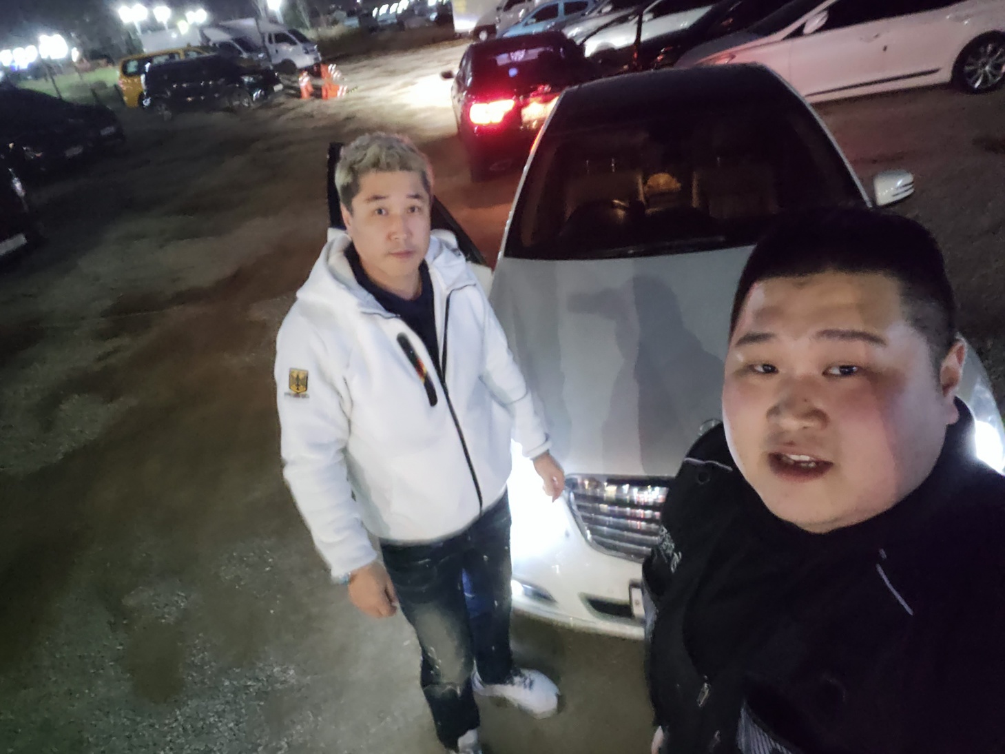 타고 싶었던 벤츠 E300 중고차 저렴하게!