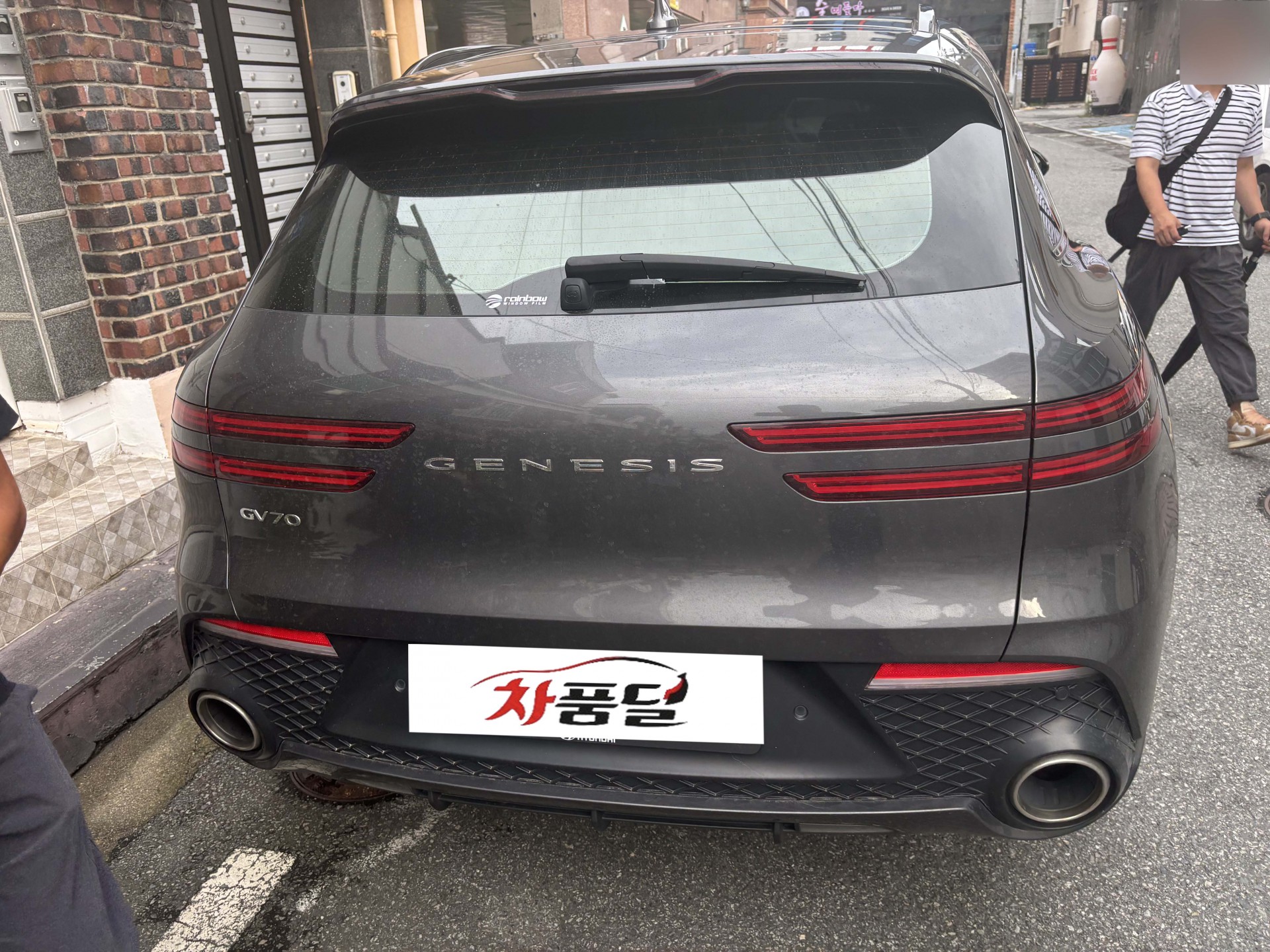 13d1m466uxhu650799.jpg