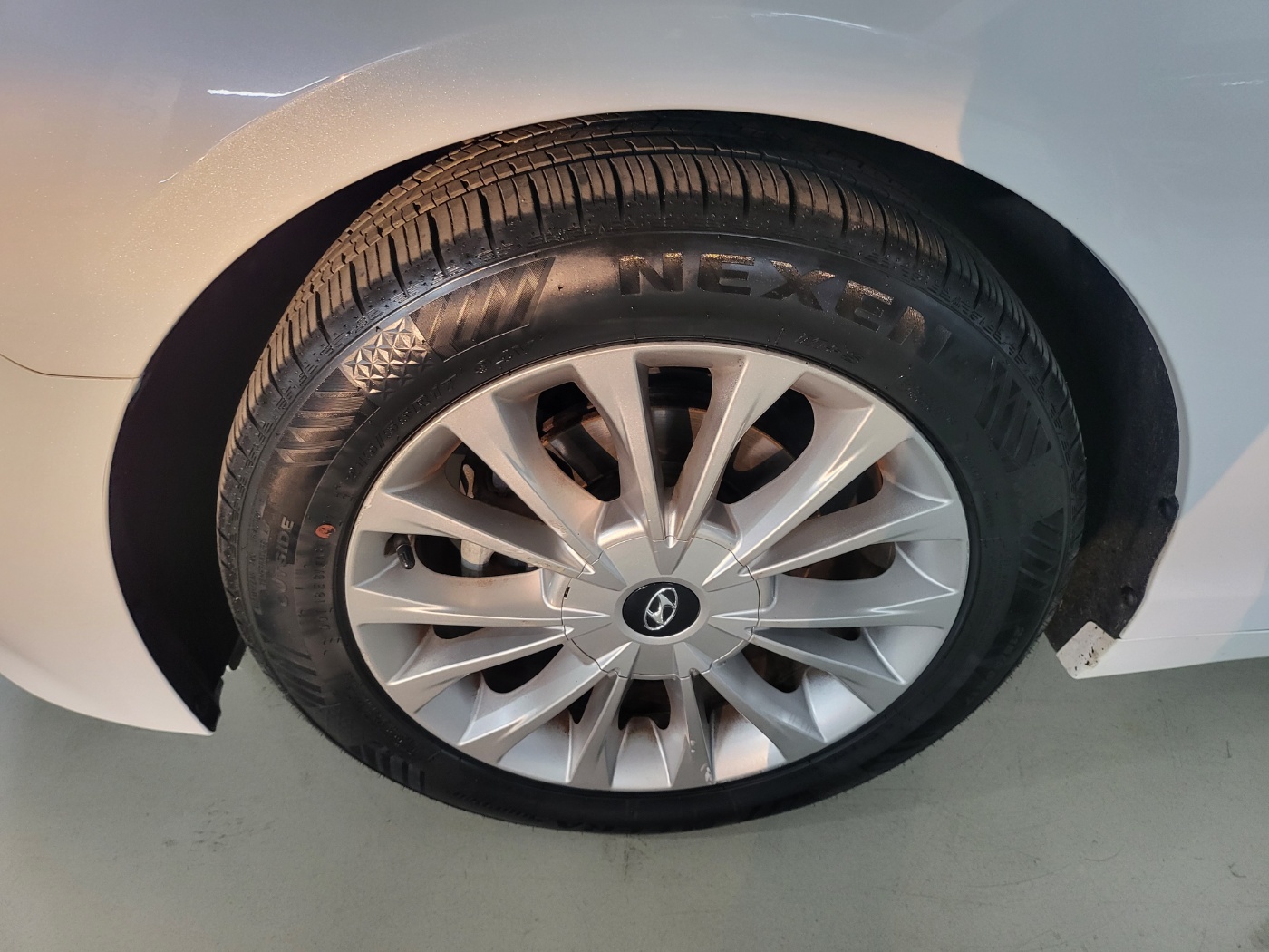 2c1hlr9v1keo617510.jpg